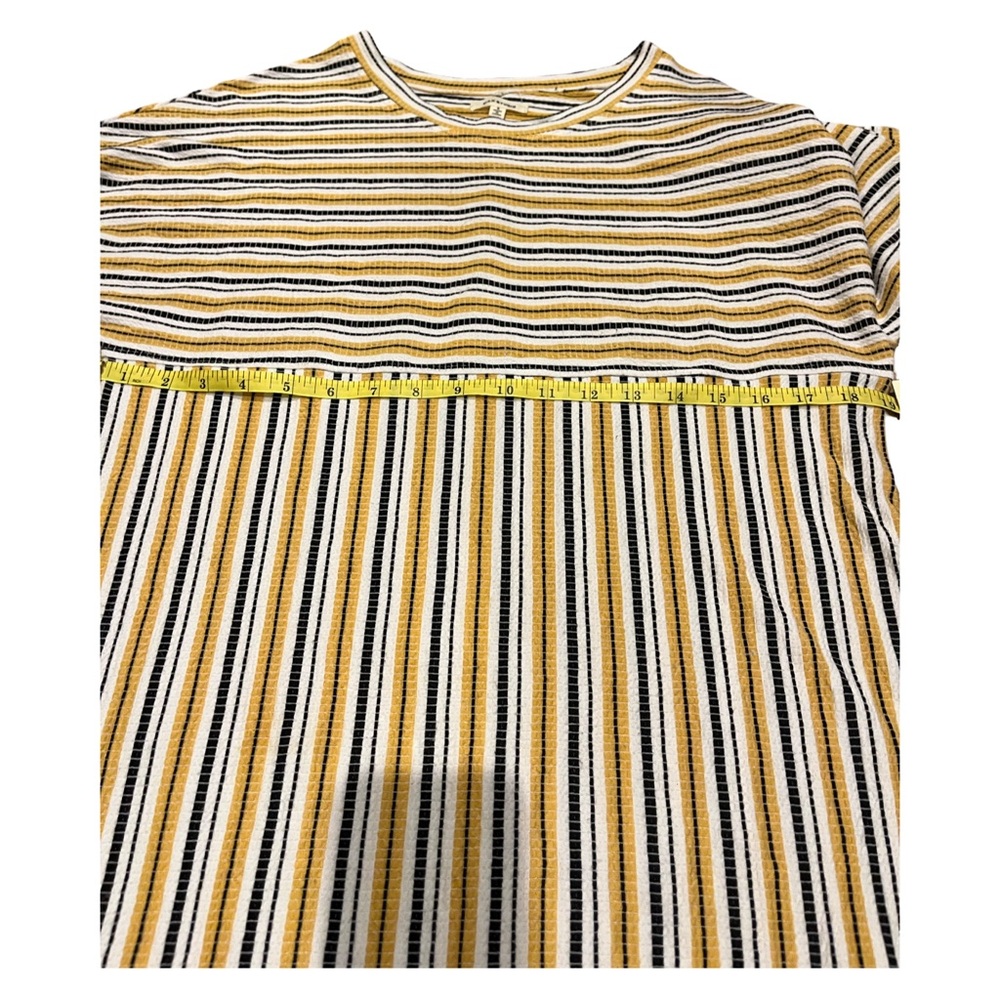 Max Studio Short Sleeve Striped Dress in Yellow and Black - Picture 5 of 6